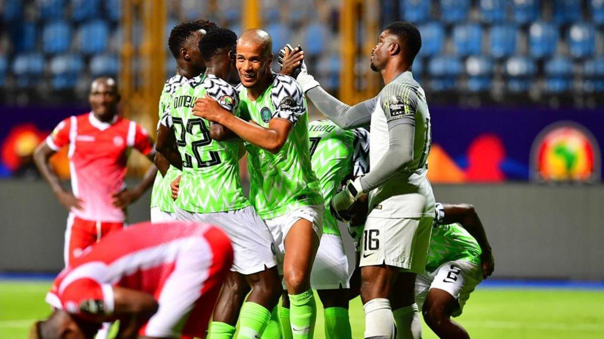 Los nigerianos celebrando el tanto de Ighalo