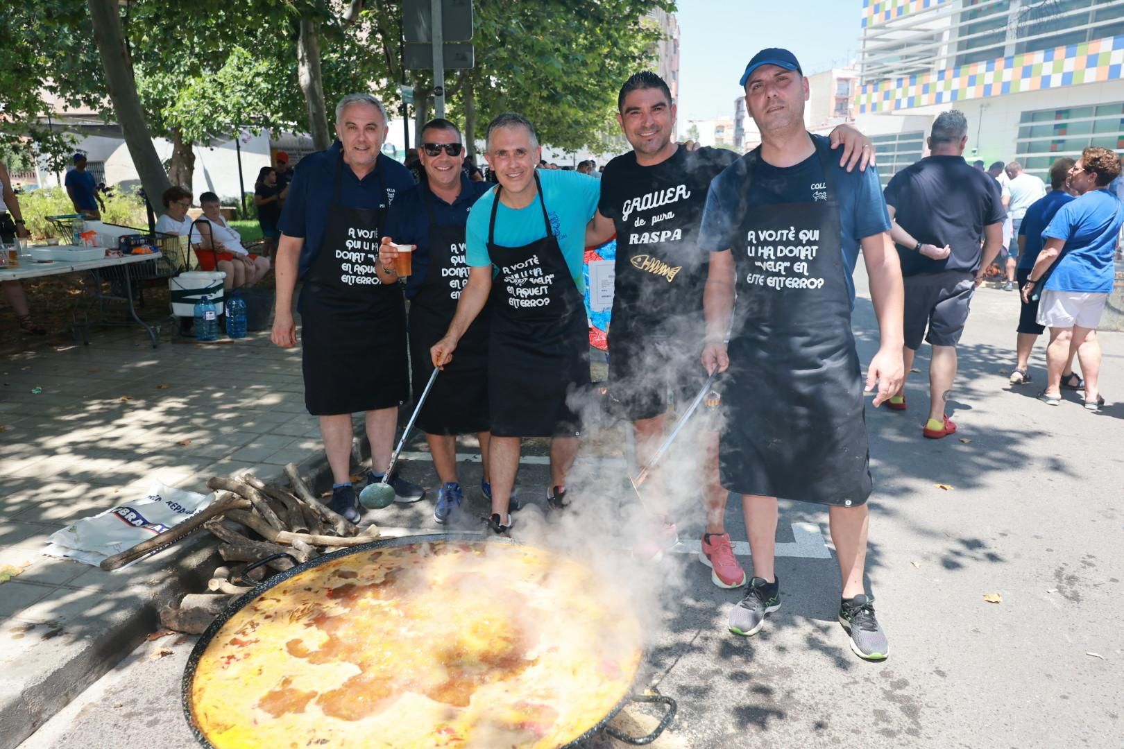 Concurso de paellas en el Grau por Sant Pere