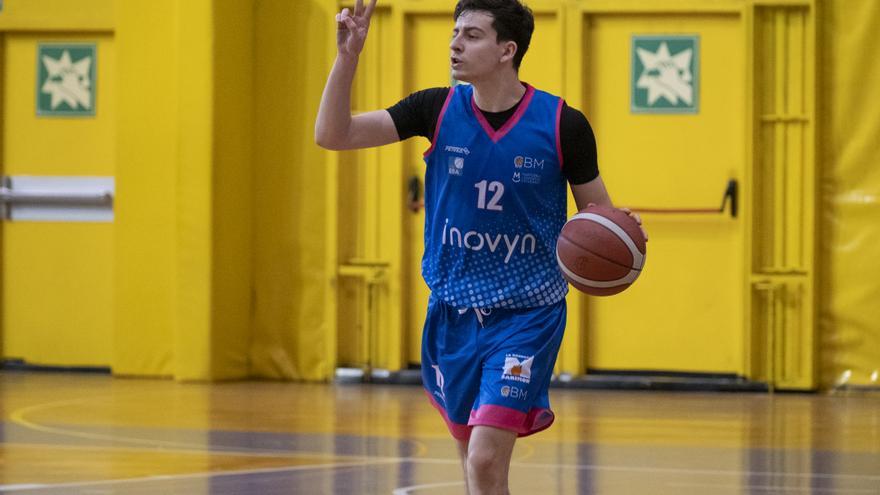 El CB Martorell salva la jornada pels mals resultats dels seus rivals directes (103-69)