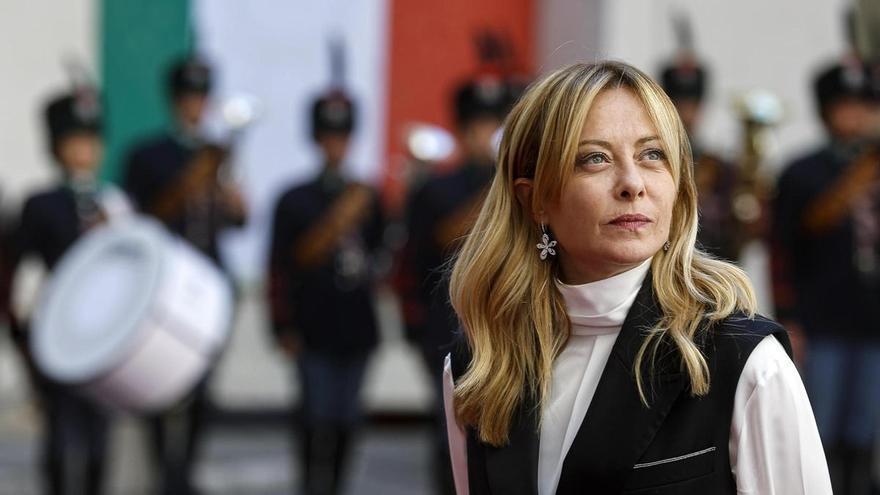Irene Savio, correspondent of EL PERIÓDICO in Rome, analyzes the 'Meloni era' in Italy