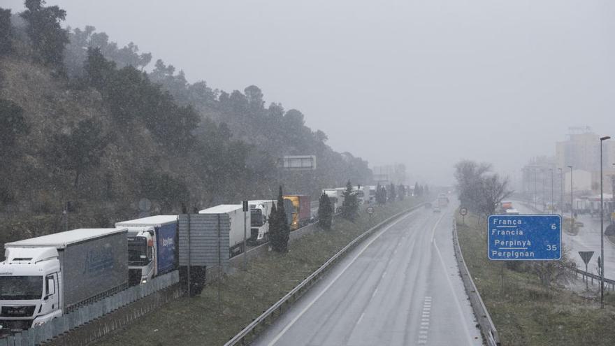 Camiones bloqueados este miércoles en Cataluña.