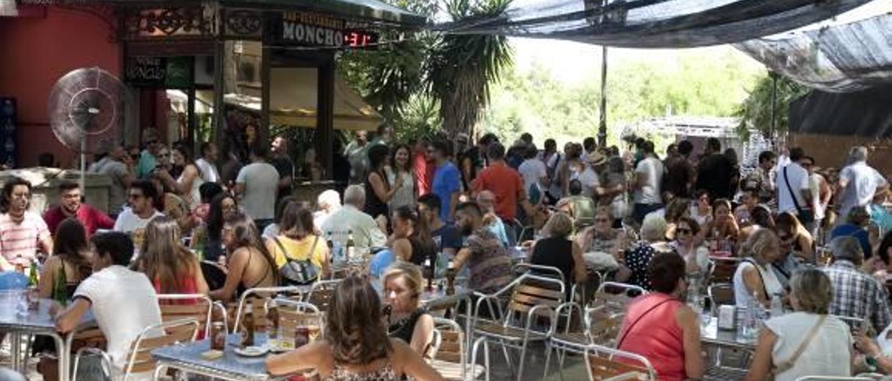 La hostelería sí hace el agosto en la Fira