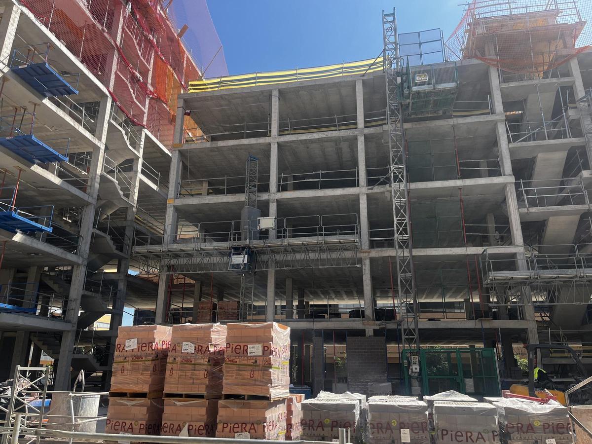 Donar la vivienda a los hijos sin pagar IRPF: el beneficio fiscal para los mayores de 65 años.