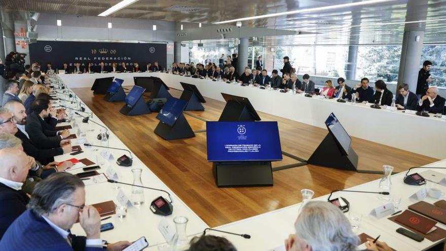 Imagen de la reunión, ayer en Madrid.