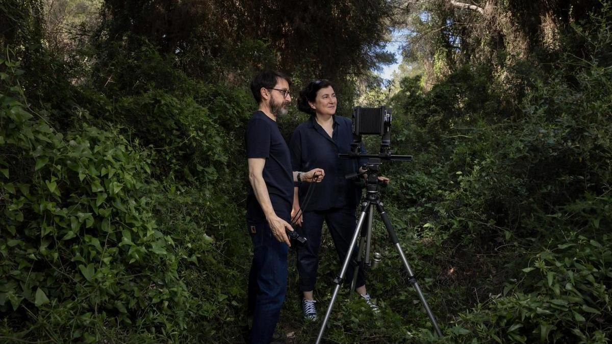 Bleda y Rosa durante su labor en l'Albufera con motivo del proyecto que forma parte de la exposición del IVAM 'La Albufera'.