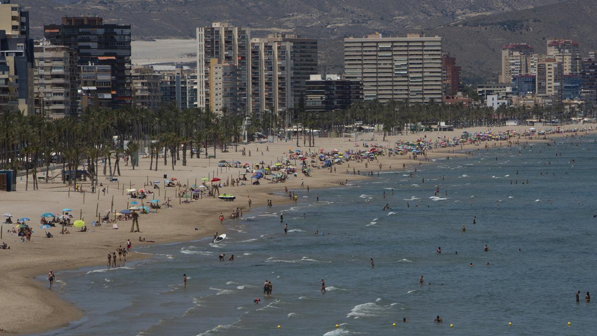 Discover the longest beaches in Spain. Discover the longest beaches in Spain.