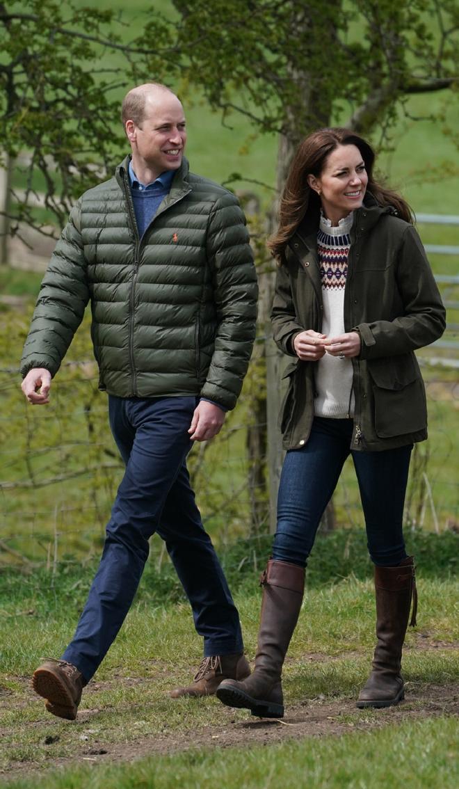 El príncipe Guillermo y Kate Middleton visitan una granja Little Stainton, Durham
