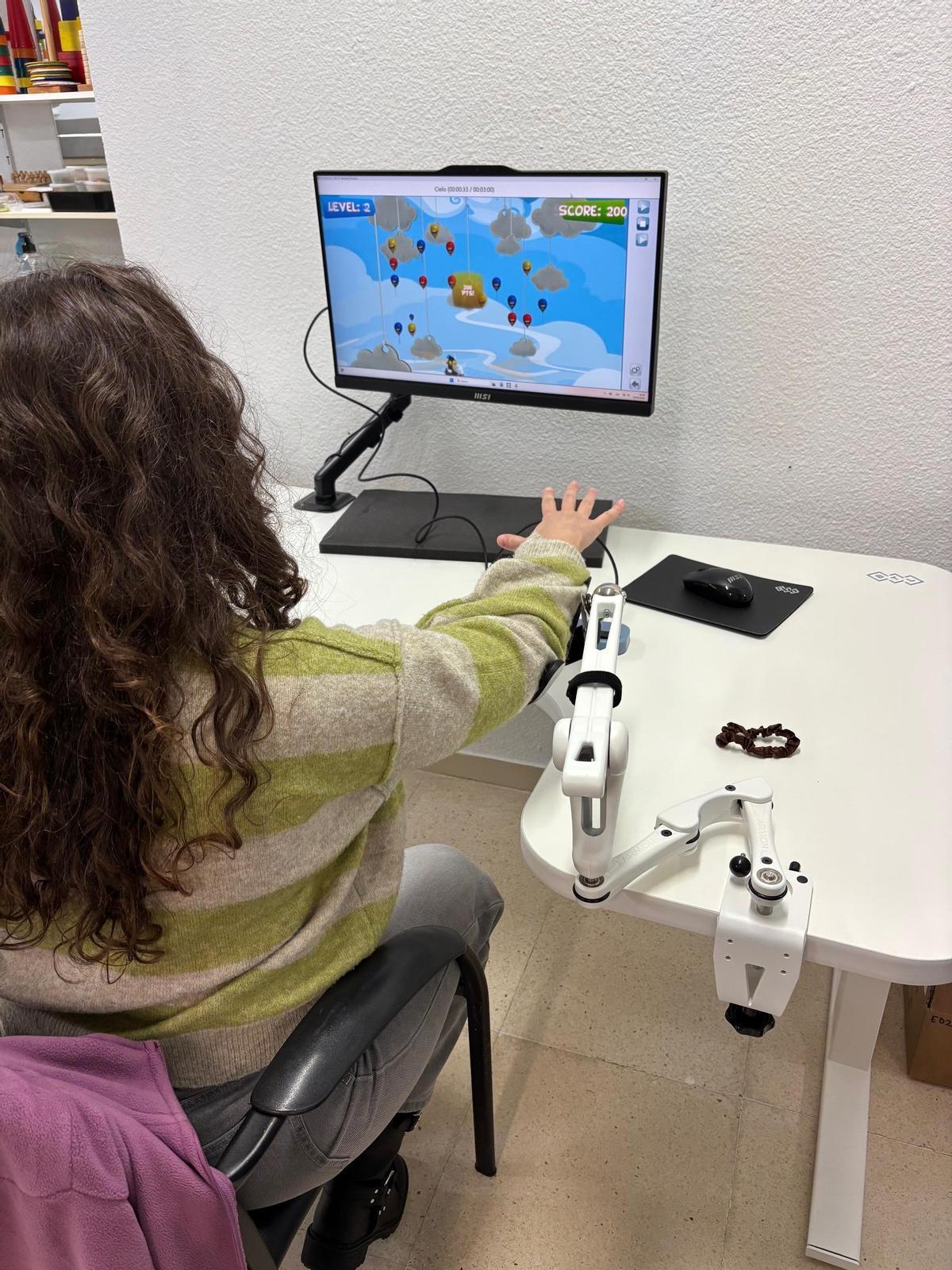 Robot de entrenamiento de extremidades superiores