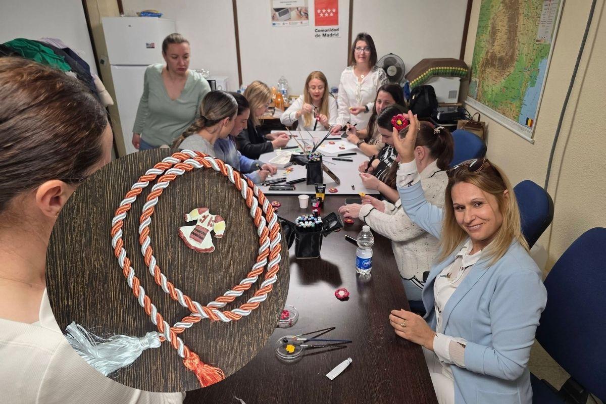 Durante el mes de febrero, la Asociación Hispano-Rumana organizó talleres para hacer los amuletos y cuerdas del Mărțișor