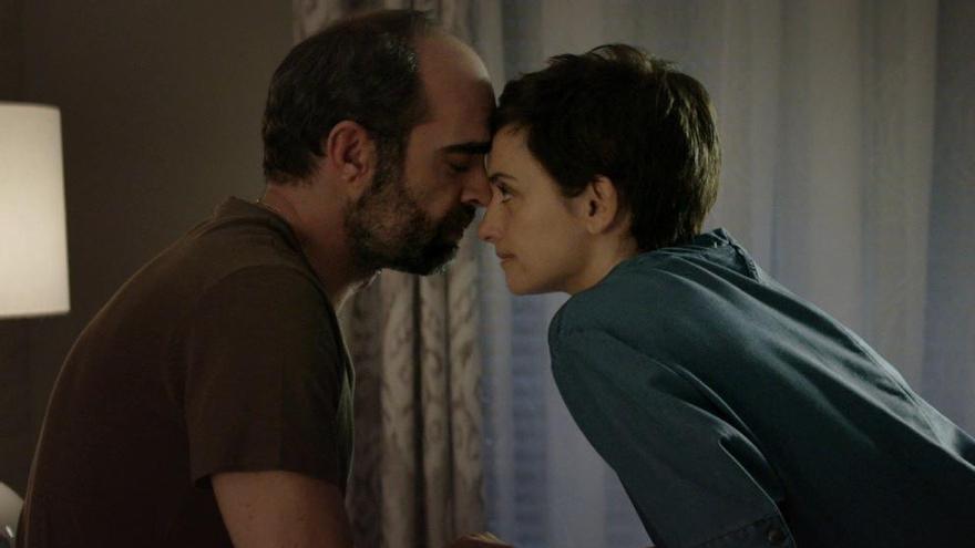 Luis Tosar y Penélope Cruz en &#039;Ma Ma&#039;.