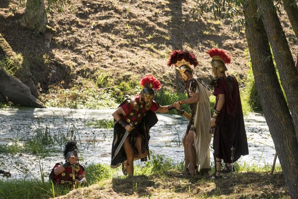 La Festa do Esquecemento de Xinzo revivió el paso por el Limia de las tropas romanas, que creían que era un cauce que desmemoriaba.