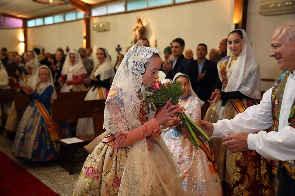 Las falleras mayores de València participaron hasta el final en los festejos de El Toro