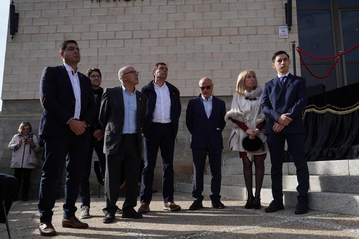 Una estatua de bronce, el recuerdo indeleble de Coreses a Ramón Álvarez