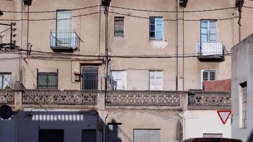 Els pisos que l&#039;Ajuntament de Girona vol tirar a terra.