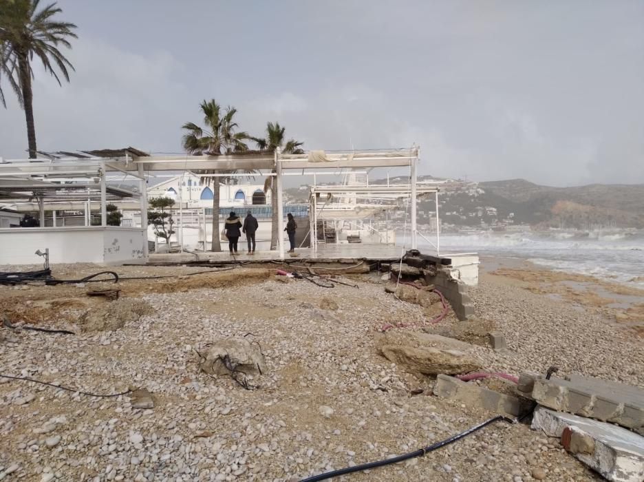 "Gloria" ha arrasado con el litoral del norte de Alicante