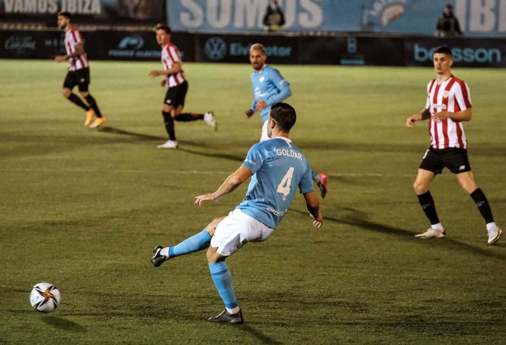 Partido de Copa del Rey entre UD Ibiza y Athletic Club