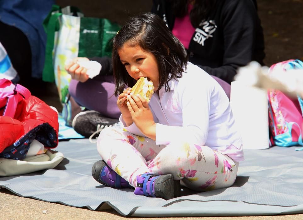 Protesta contra el catering en colegios del Bierzo