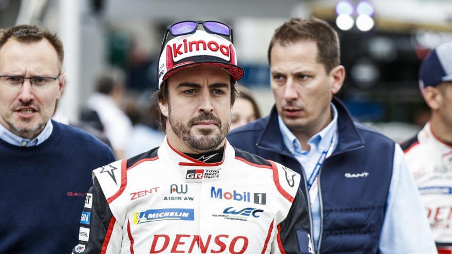 El piloto asturiano Fernando Alonso, en Le Mans.