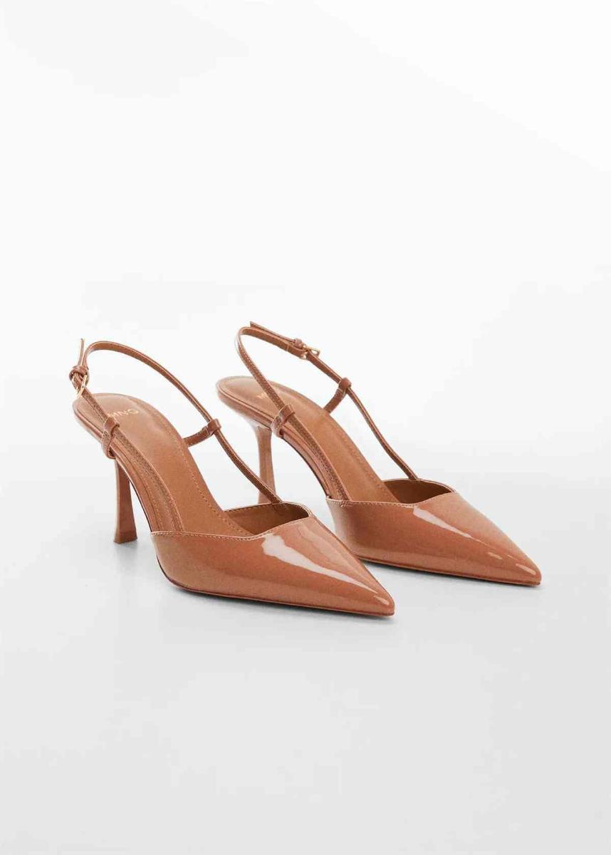 Zapatos destalonado charol de Mango