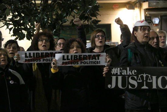 Manifestació a Figueres contra el Judici de l''1-O