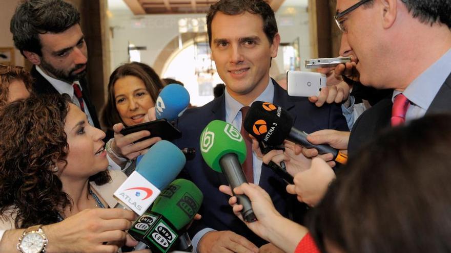 Albert Rivera dice que los Premios &quot;Princesa&quot; dignifican y ponen a Asturias en el mundo