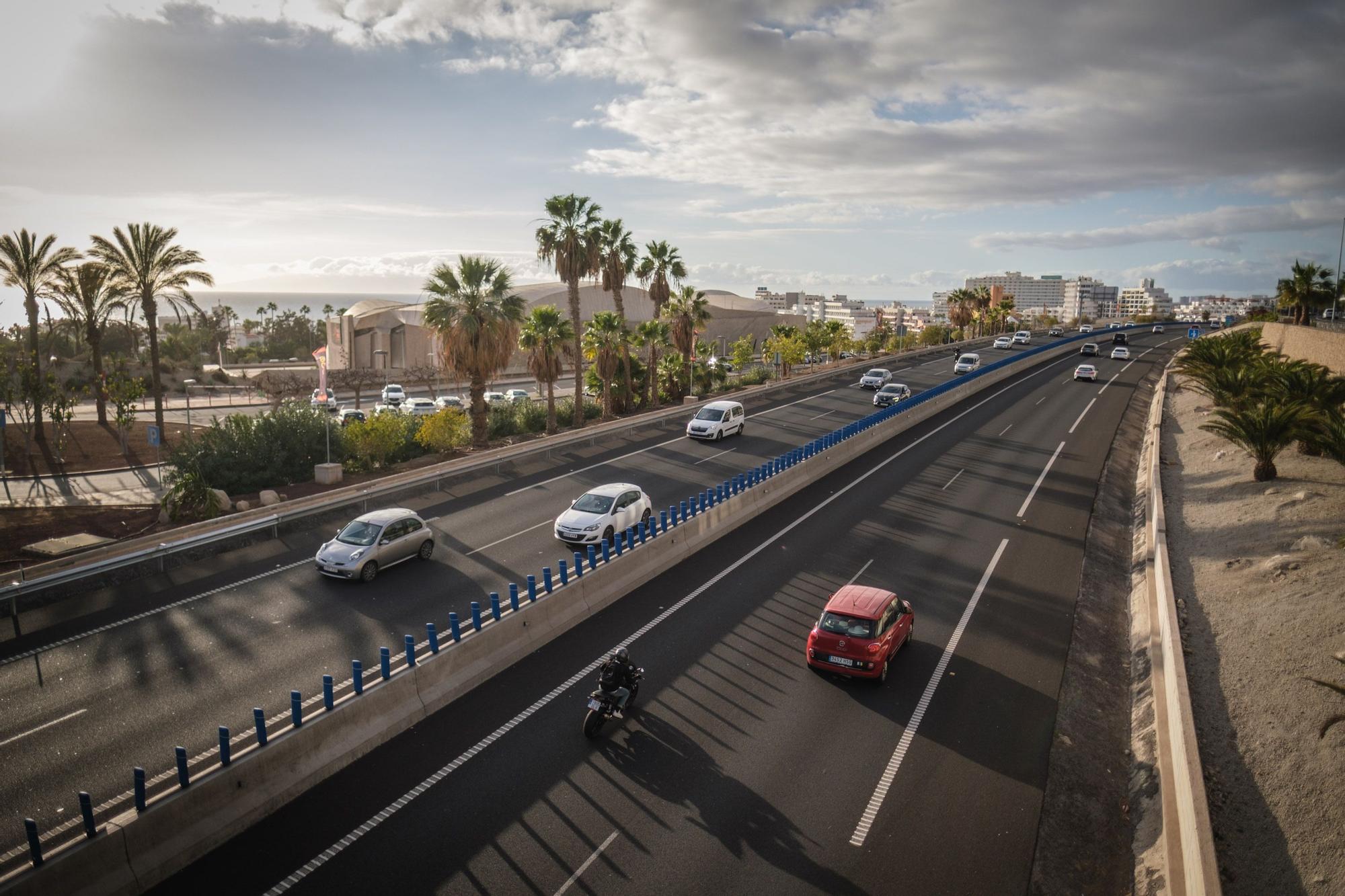 Fotos de la autopista del Sur desde el Siam Park. Proyecto Variante TF-1 Guaza-Fañabe