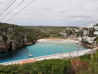 Una saguntina logra que un hotel de Menorca le devuelva 700 euros tras denunciar deficiencias