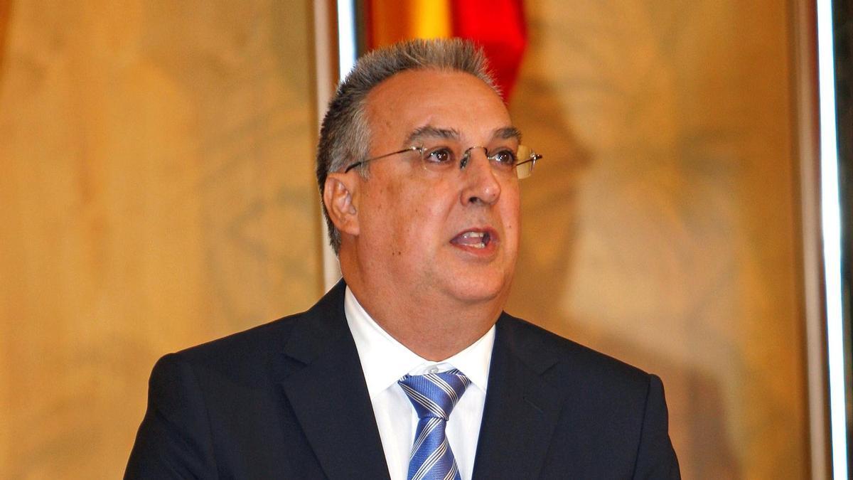 Fallece el exalcalde socialista de Benidorm Agustín Navarro