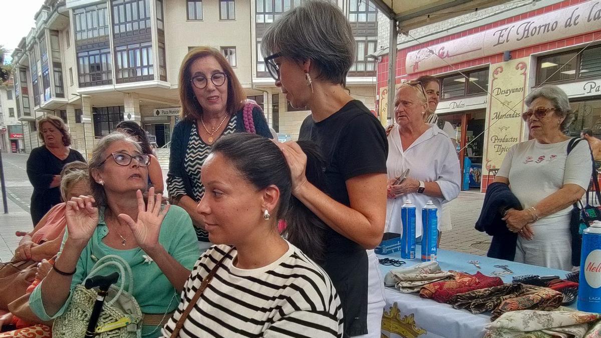 Los "secretos" del repicao de pañuelo de aldeana, al descubierto en Llanes