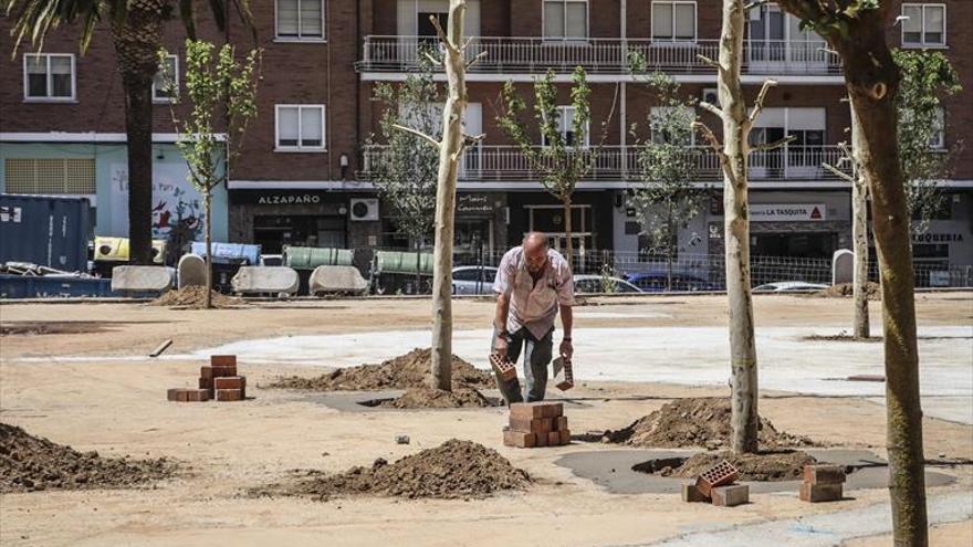 La obra de la plaza de Santa Marta se ralentiza a la espera de suministros