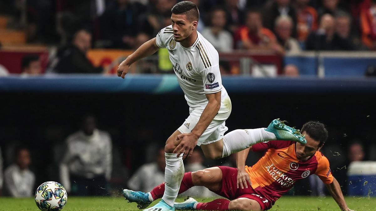 Traspaso 'low cost' de Jovic a la Fiorentina