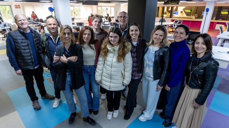 Visita a INFORMACIÓN de alumnos de español de la escuela Elcano