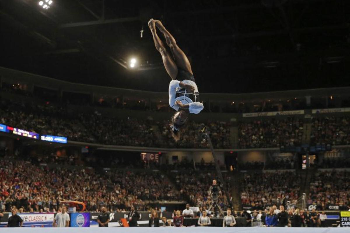 La increible Simone Biles, vuelve a la acción