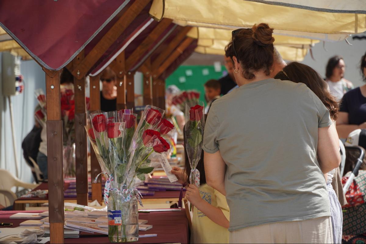 Una de las imágenes de la diada de Sant Jordi celebrada en sa Refinadora.