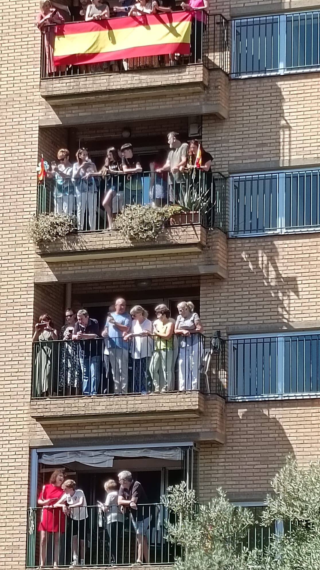 Máxima expectación desde los balcones