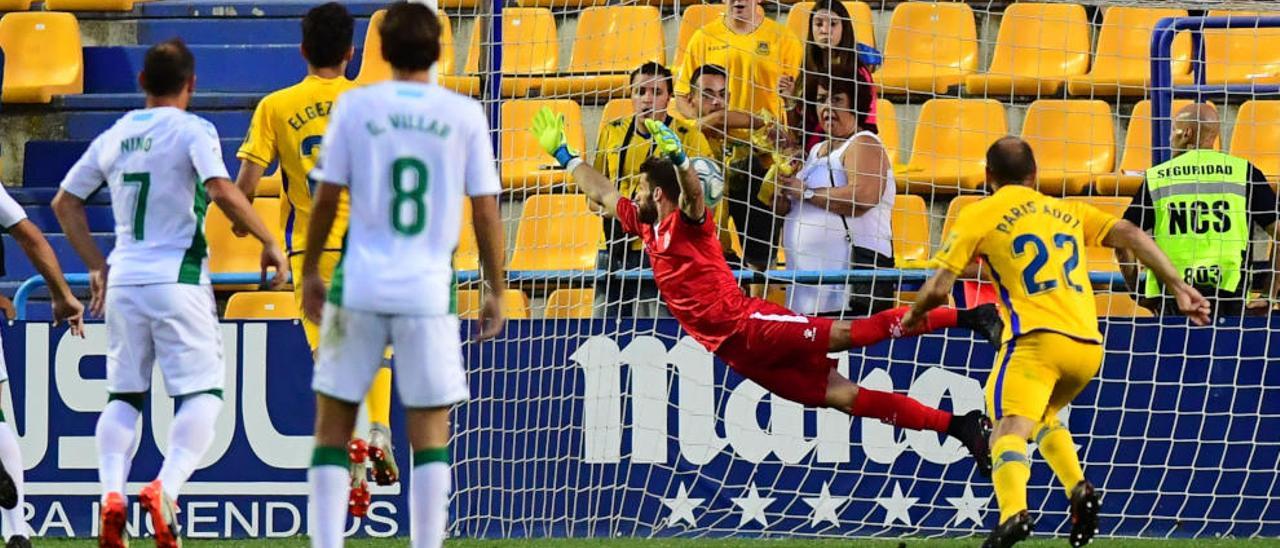 Gonzalo Verdú impulsa al Elche