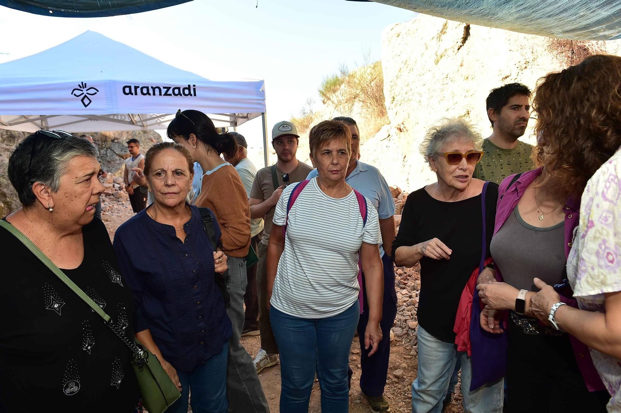 Fotogalería | Las familias de los represaliados de la mina La Paloma presencian las primeras exhumaciones