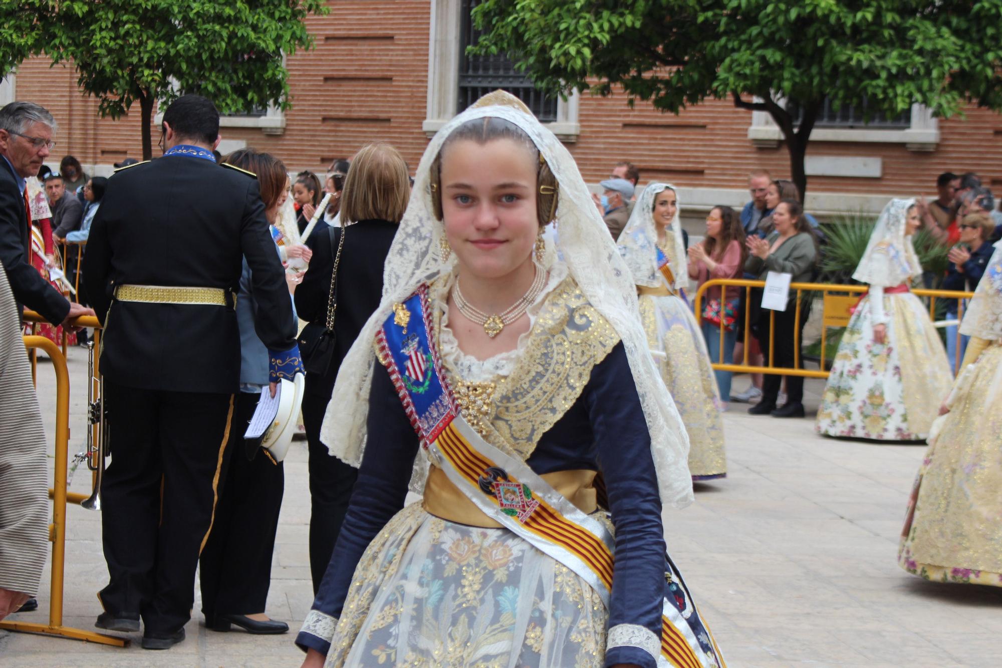 La fuerza de las Fallas en la Procesión de la Virgen (y IV, la comitiva oficial)