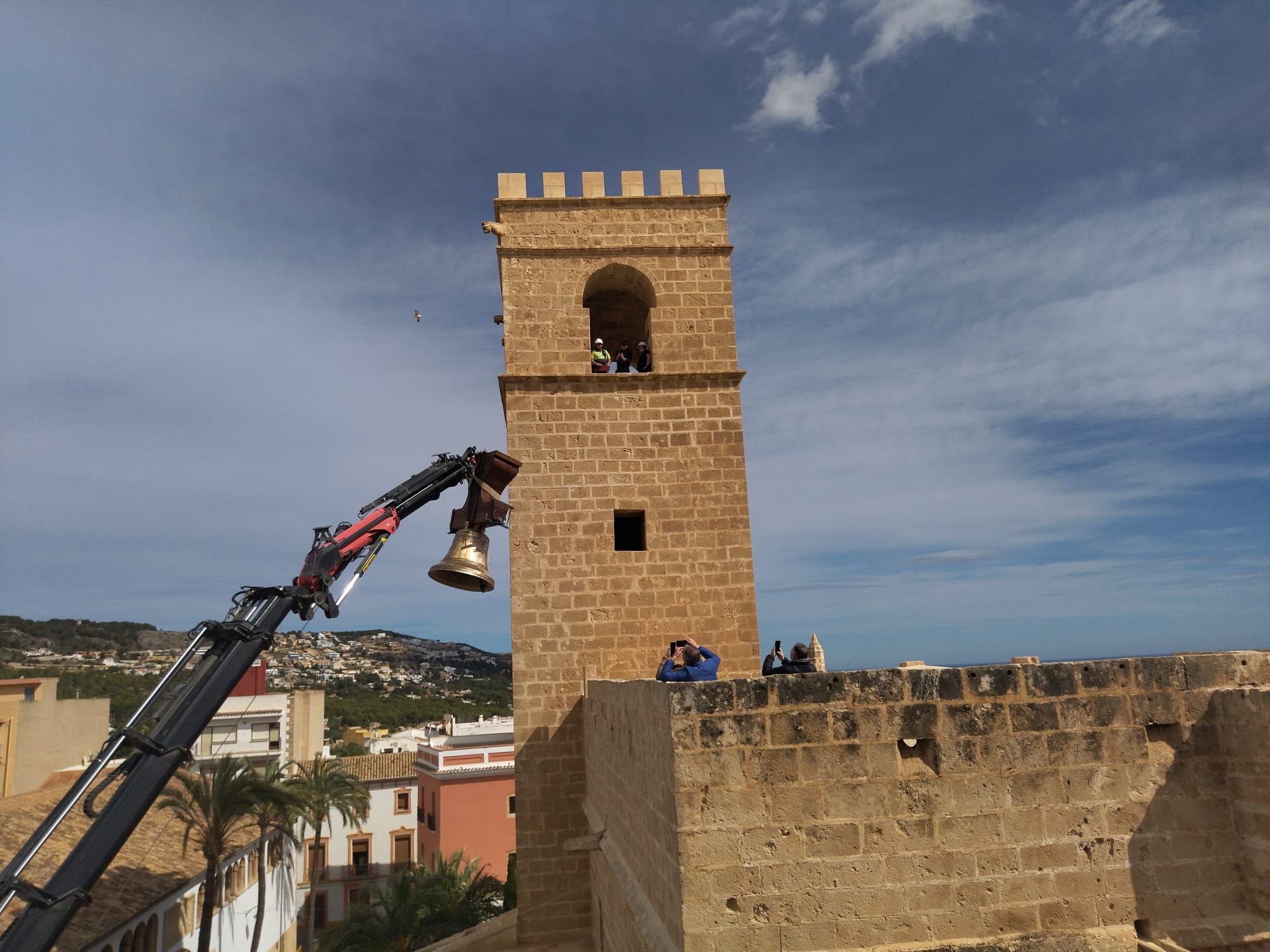 La "Grossa" sobrevuela Xàbia