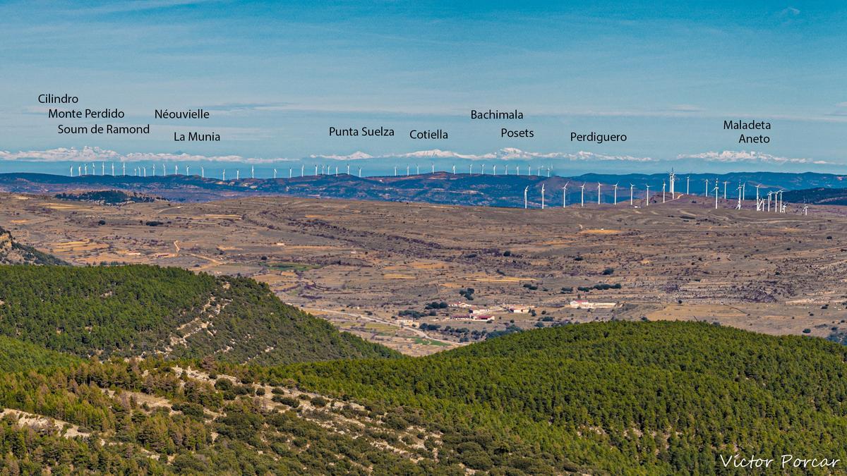 Vista ampliada de los Pirineos desde Vilafranca (2)