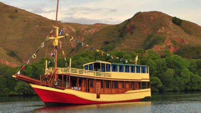 Así era el barco en el que la familia valenciana fallecida iba a ver la isla de Komodo