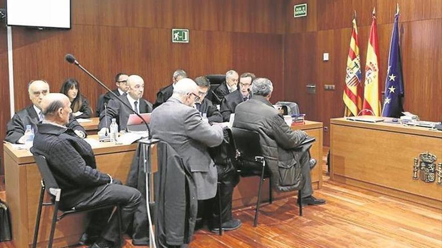 El jurado absuelve a los tres acusados en el ‘caso karts’ de Plaza