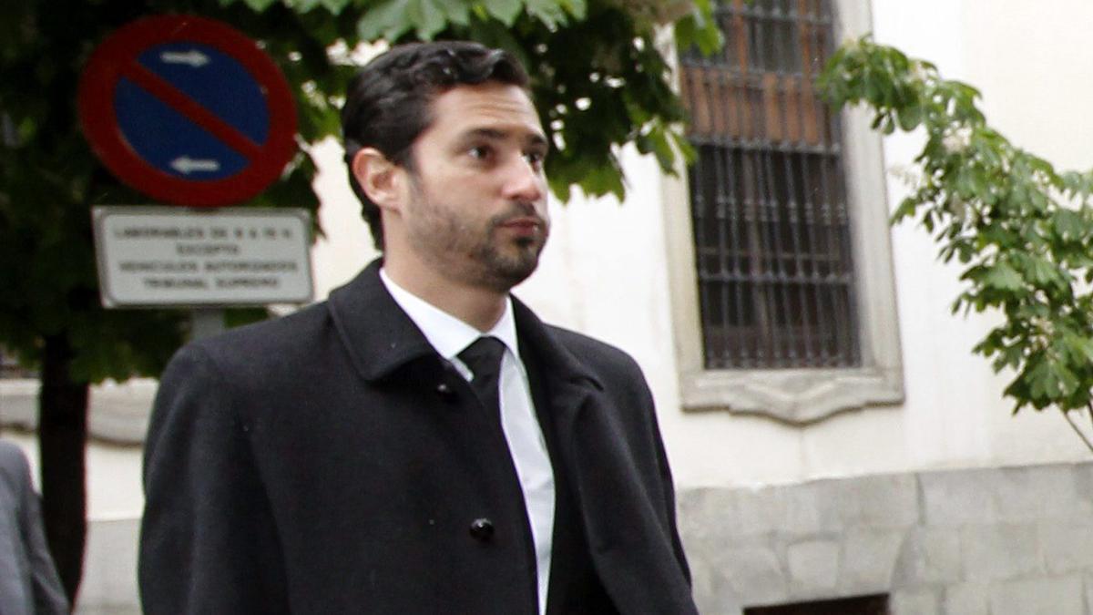 En llibertat el fill de Conde-Pumpido després d’haver sigut detingut sota acusació de violació grupal En llibertat el fill de Conde-Pumpido després d’haver sigut detingut sota acusació de violació grupal