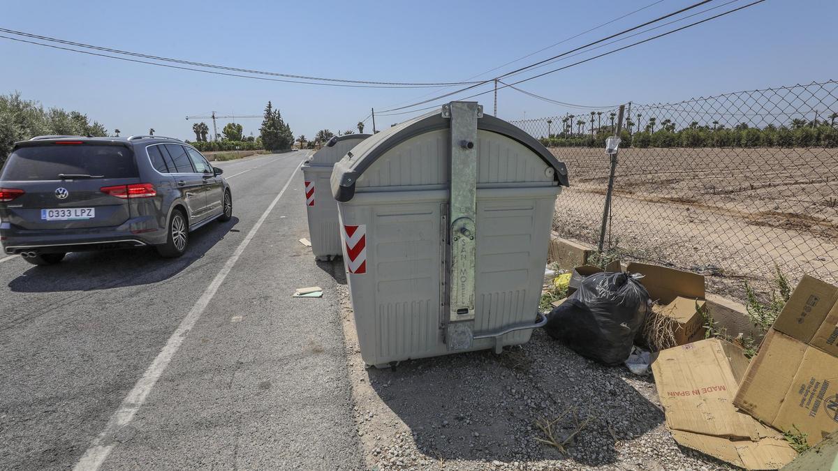 Un contenedor en el Camp d'Elx