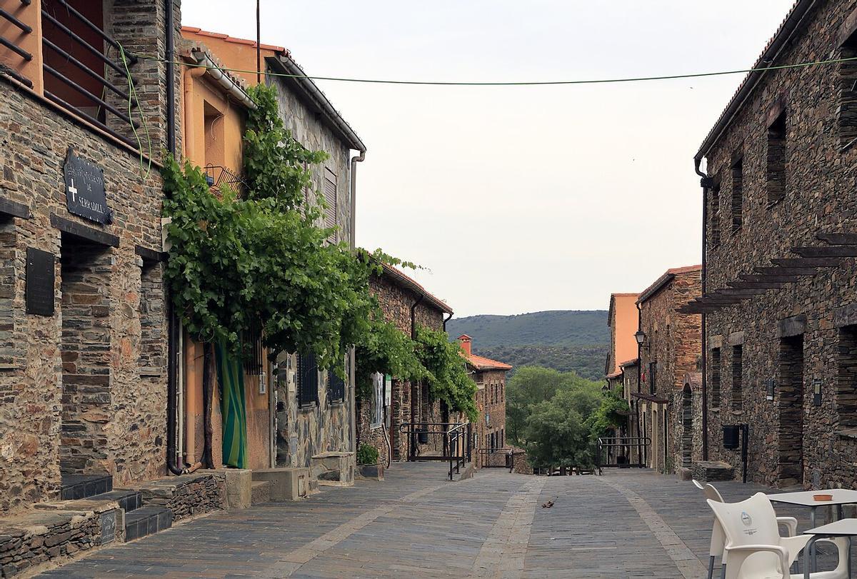 Villarreal de San Carlos, el único pueblo dentro de Monfragüe
