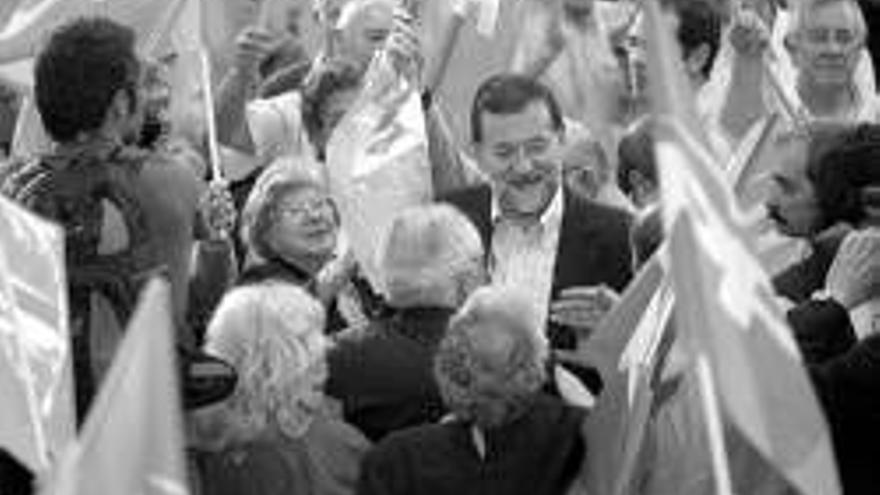 Rajoy se muestra abierto a pactar con cualquier partido