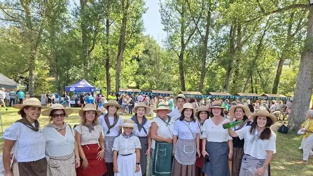 VIDEO: San Tirso de Abres, segunda parada de los actos del Día de Asturias
