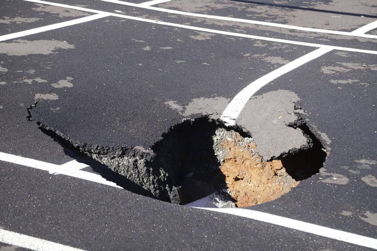 Imagen del socavón de Valdeolleros.