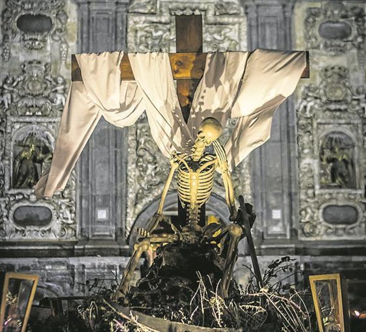 El nuevo apostolado de la Eucaristía no saldrá en el Santo Entierro
