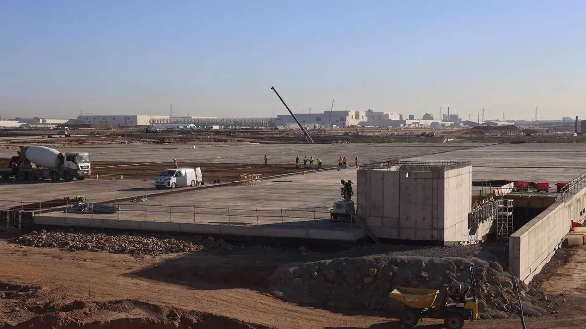 Es busquen veïns per a la gigafactoria de Sagunt